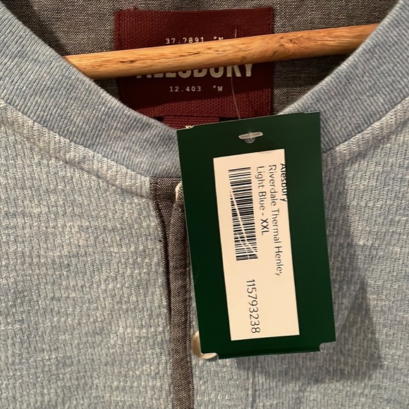 🎉NWT🎉 - Picture 2 of 3